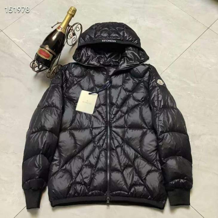 Picture of Moncler Down Jackets _SKUMonclersz1-526yr37036914
